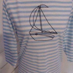 Woman's top, 3/4 length sleeves.